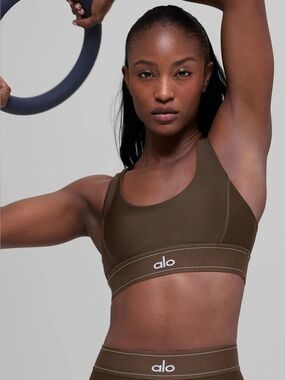 ALO Yoga Suit Up Bra in Espresso - S